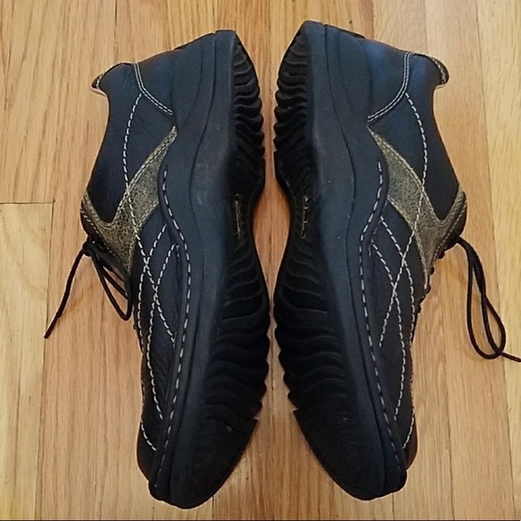 Clarks vintage two-tone black leather shoes - Picture 2 of 3